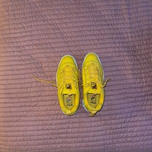 yellow, lace up filas